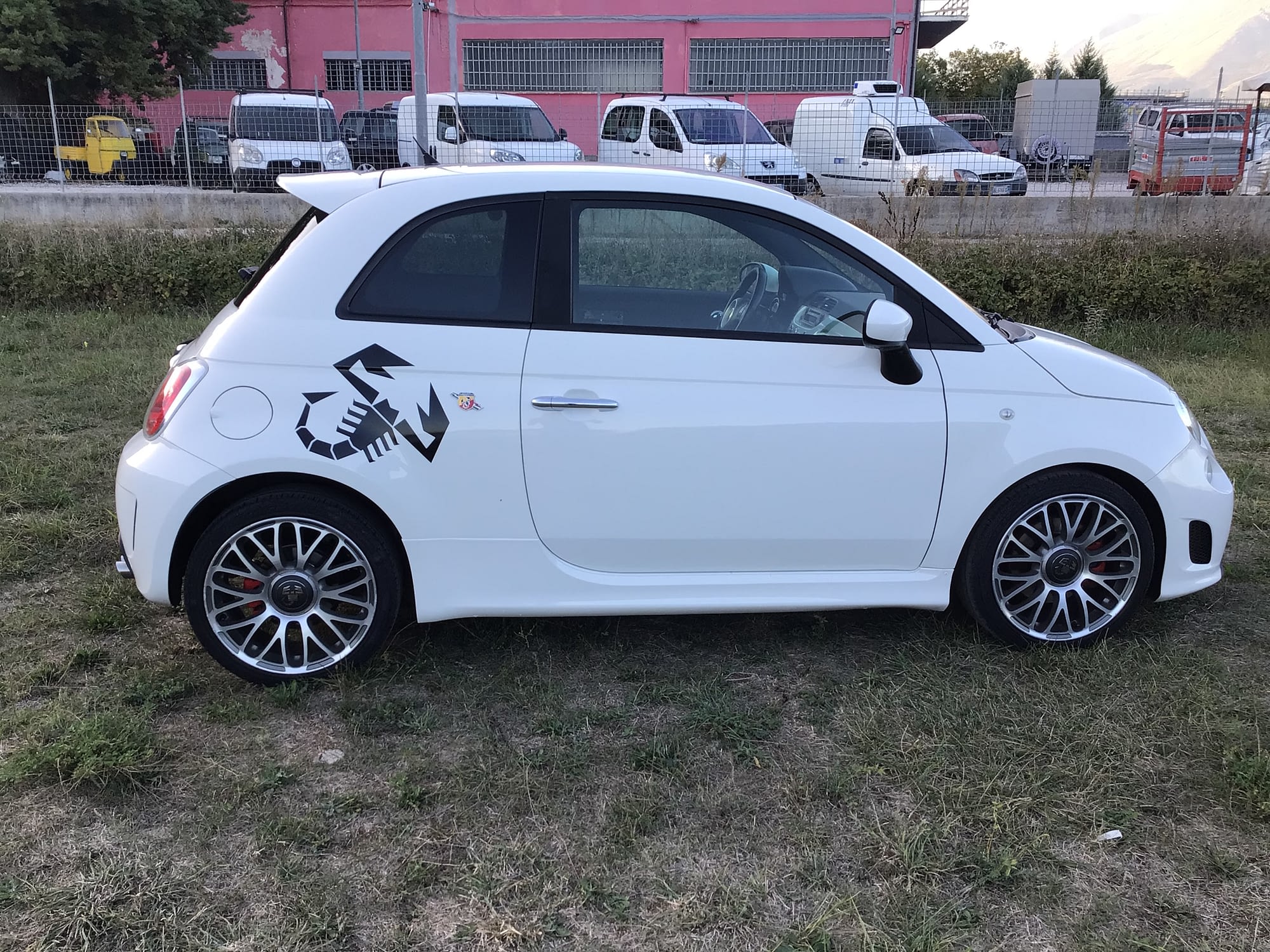 Fiat 500 Abarth Bianca